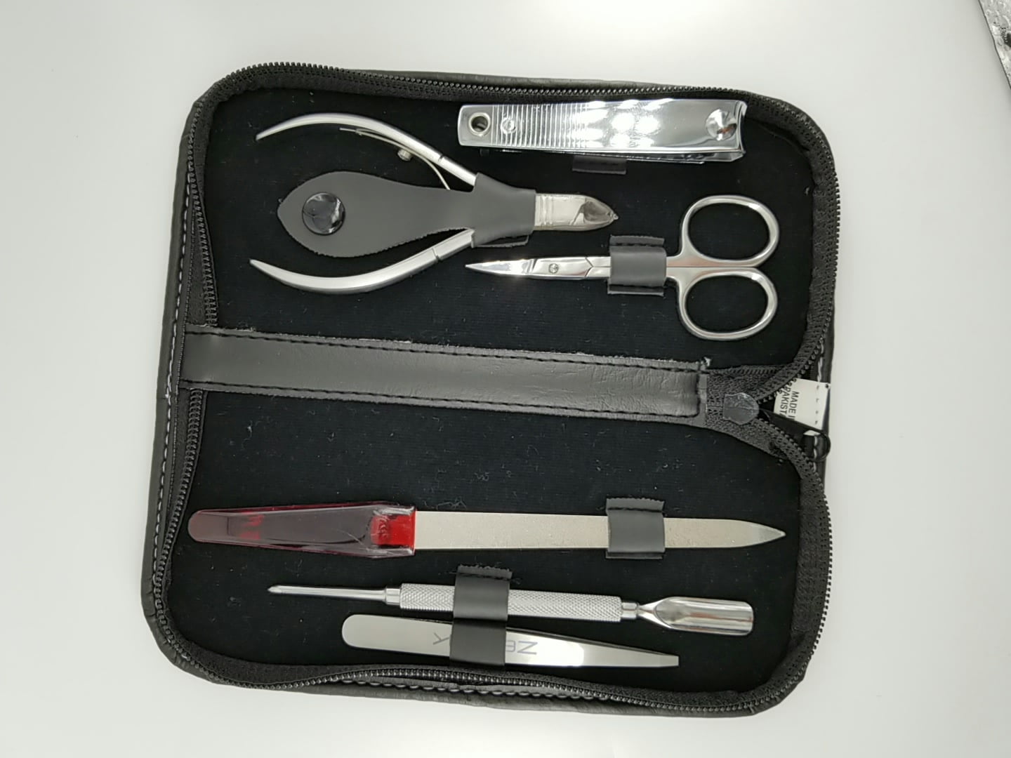 Cosmetology School Practice Hair Cutting Kit, Includes Mannequin Head, Barber Clippers, 23 Piece