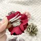 thumbnail image 4 of Zhuge Broche de flor de rosa, horquilla de doble propósito, elegante broche de flores hecho a mano para mujer, vestido, traje, ceremonia, joyería delicada, color morado, 4 of 5