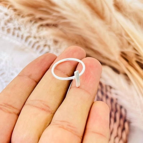 ELANZAA JEWELS Adjustable Silver Ring, Minimalist Open Band for Everyday Fashion