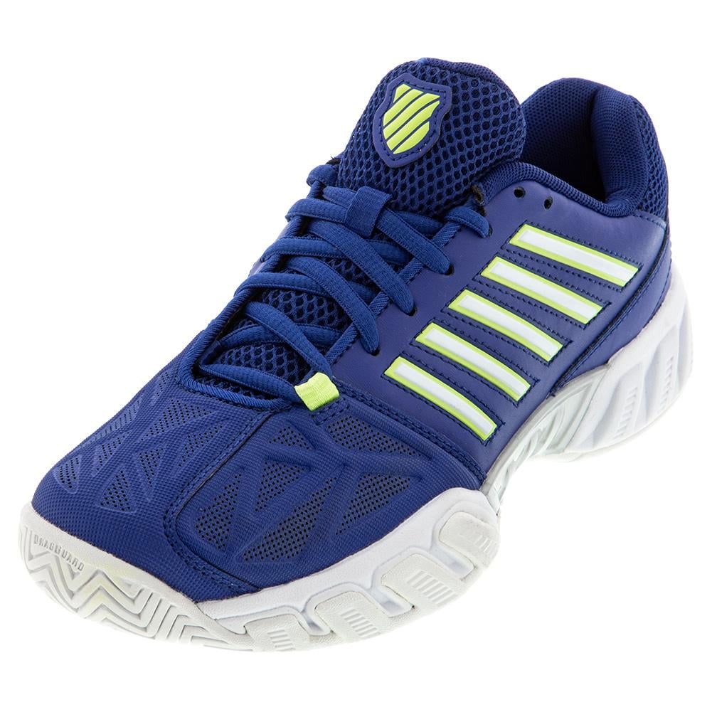 light green tennis shoes