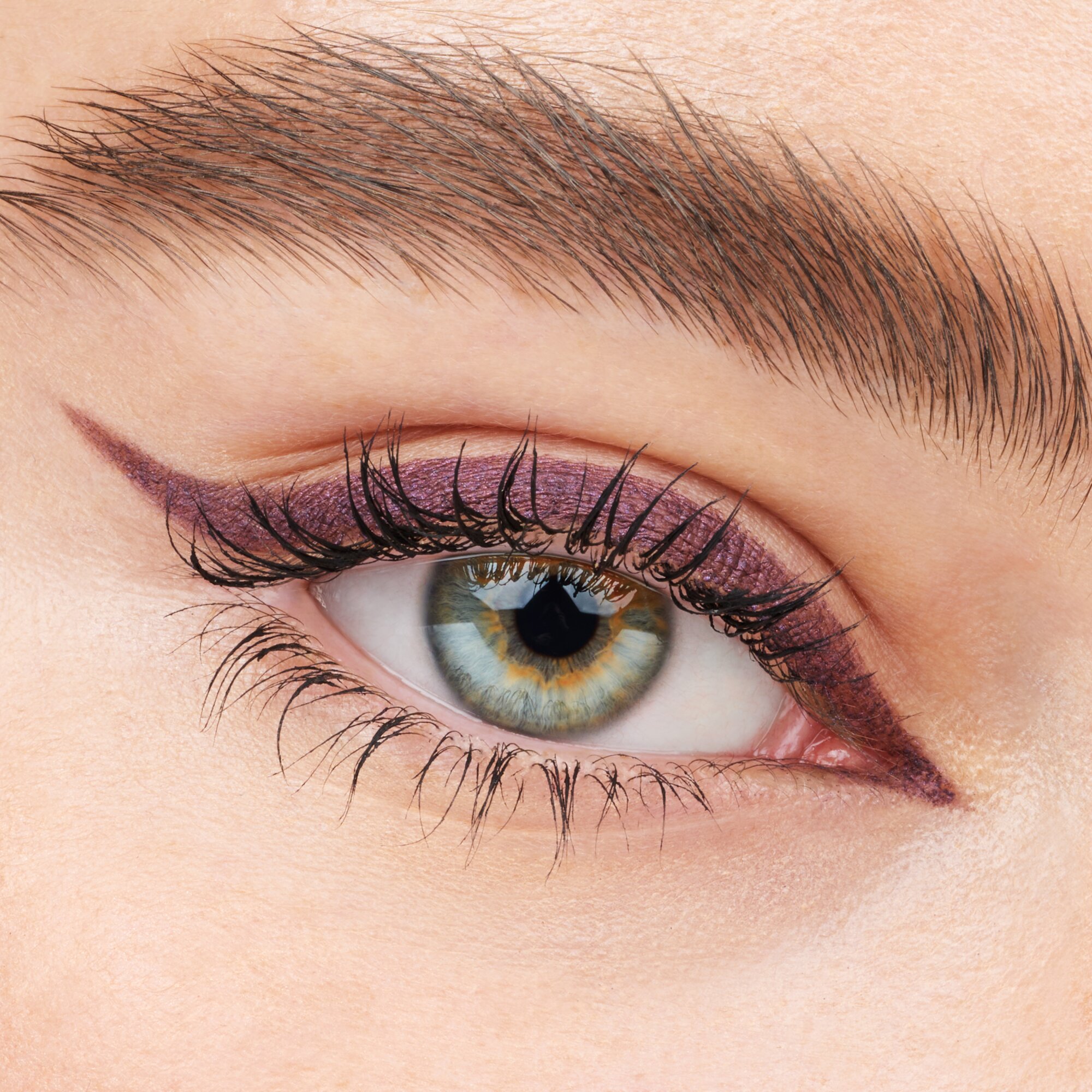 essence Stay & Play Gel Eyeliner Pencil, 05 Verry Berry