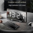 thumbnail image 1 of Reloj despertador digital LED con alimentación por USB/pilas, indicador de temperatura y gran pantalla tipo espejo., 1 of 3