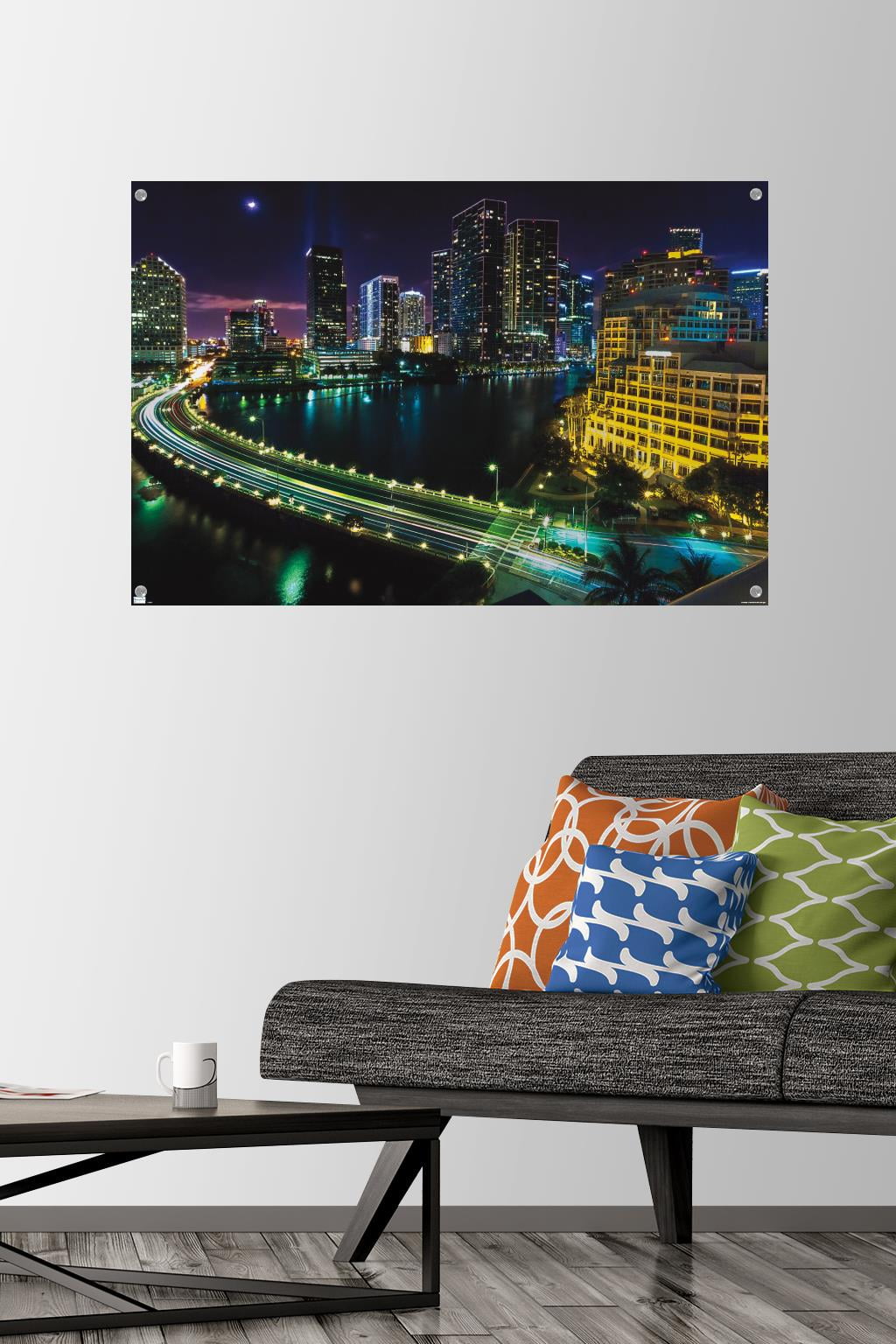 Cityscapes - Venetian Causeway Wall Poster with Pushpins, 22.375" x 34"