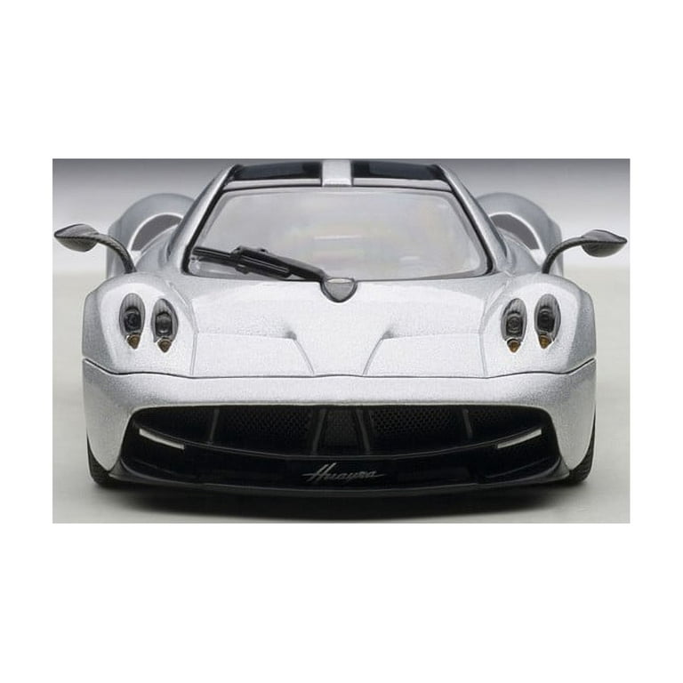 Pagani Huayra Metallic Silver 1/43 Diecast Model Car by Autoart