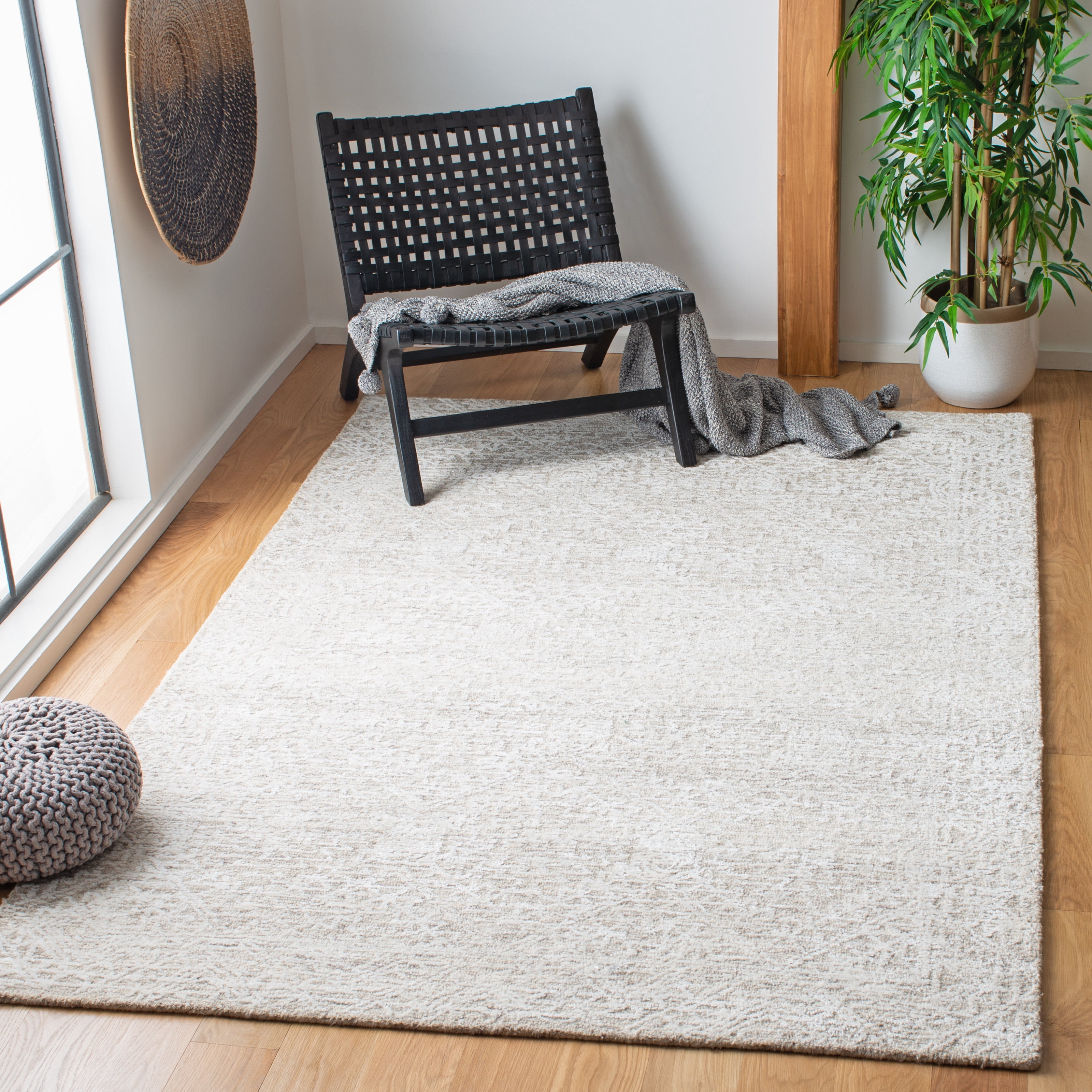 SAFAVIEH Glamour Peronal Diamond Area Rug, Beige, 6' x 6' Square