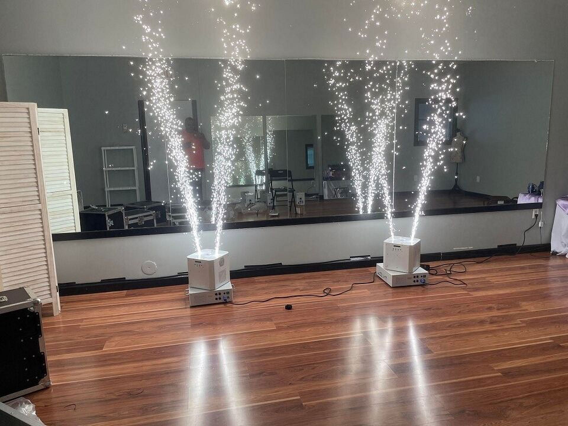 4pcs White Blitzz Pyro Effect Machine Cold Spark 1300w Spin Sparkular Fly case