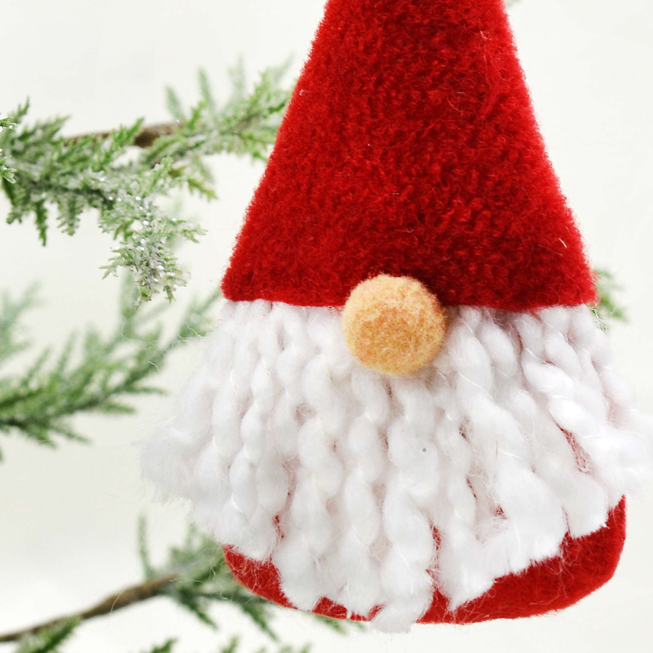 Holiday Time 27pc 3ast Home for Christmas Plywood Red and Green Gnome Christmas Gift Tag