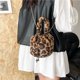 thumbnail image 3 of Bolso de hombro Cubo para Mujer Wdftyju de felpa con correa Desmontable, 3 of 6