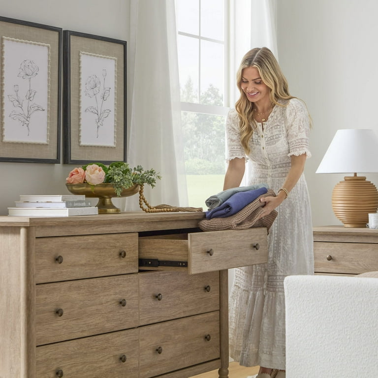 My Texas House Monroe 6-Drawer Dresser, Brushed Oak Finish