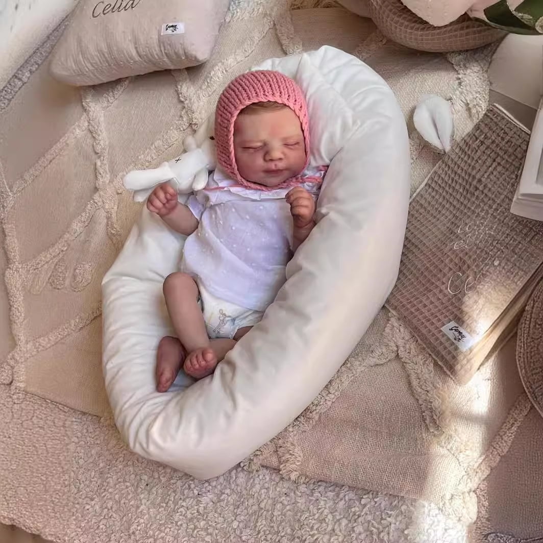 Realistic Reborn Baby Dolls-18 Inch Real Life Baby Dolls Girl Lifelike Baby Doll with Accessories for 3+ Years Old (Brown)