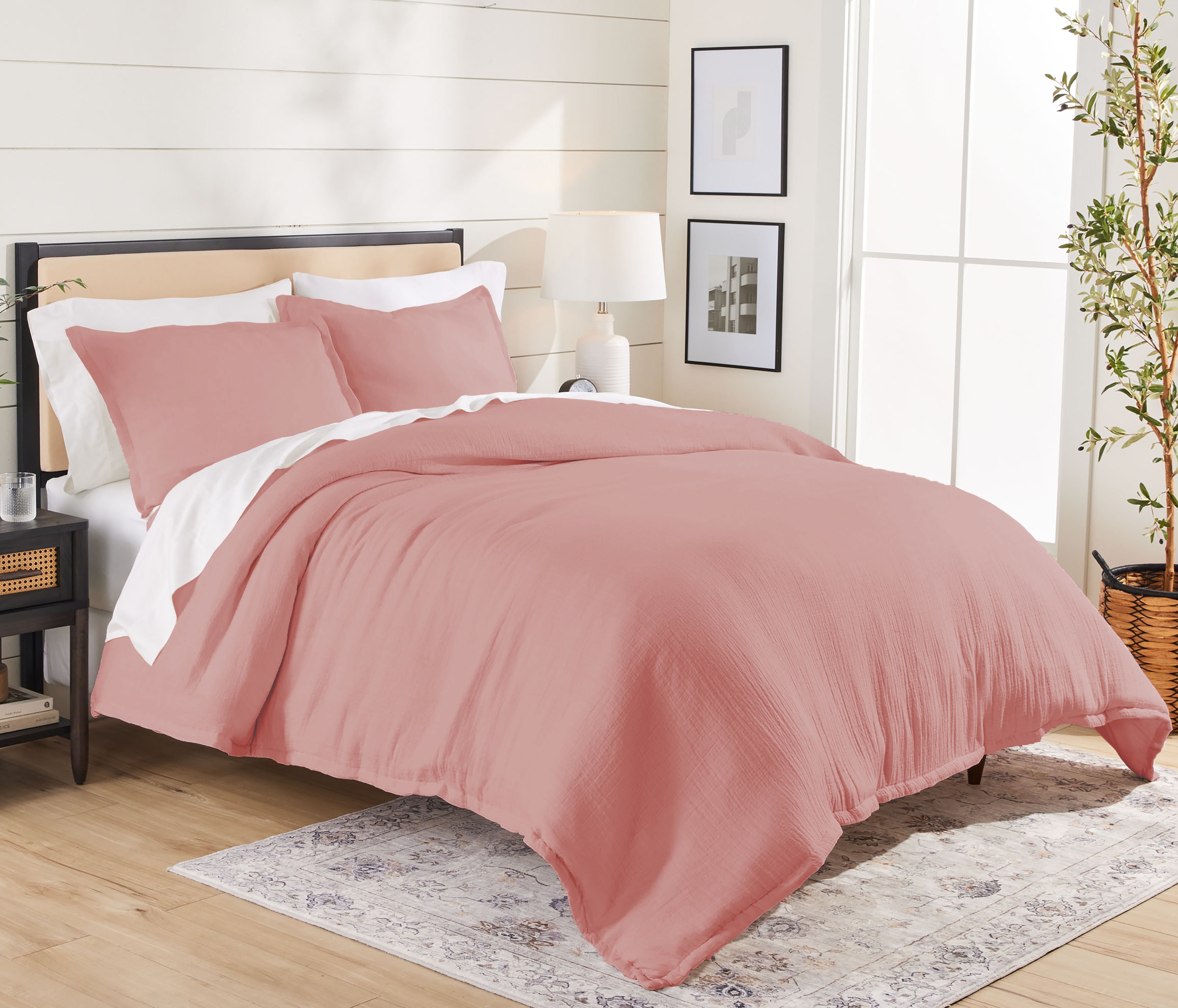 Better Homes & Gardens 3-Piece Old Rose Crinkled Gauze Duvet Set, Adult Double/Queen, Corner & side interior ties. Hidden Button Closure. Envelope Closure on Shams.