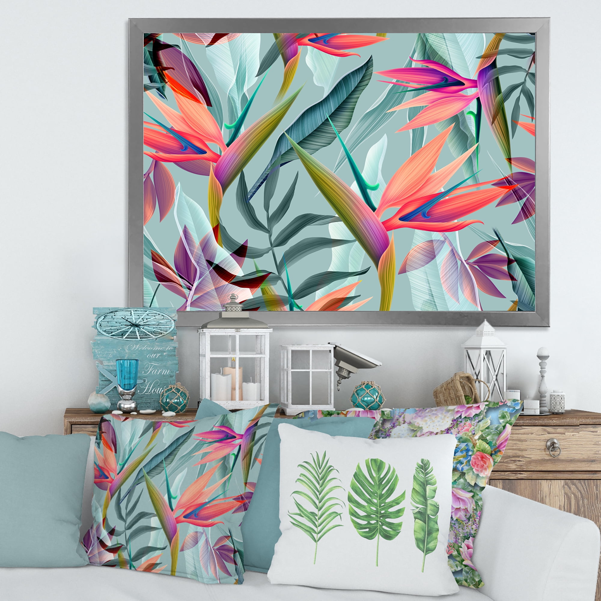 Designart 'VIntage Tropical Flowers V' Traditional Framed Art Print