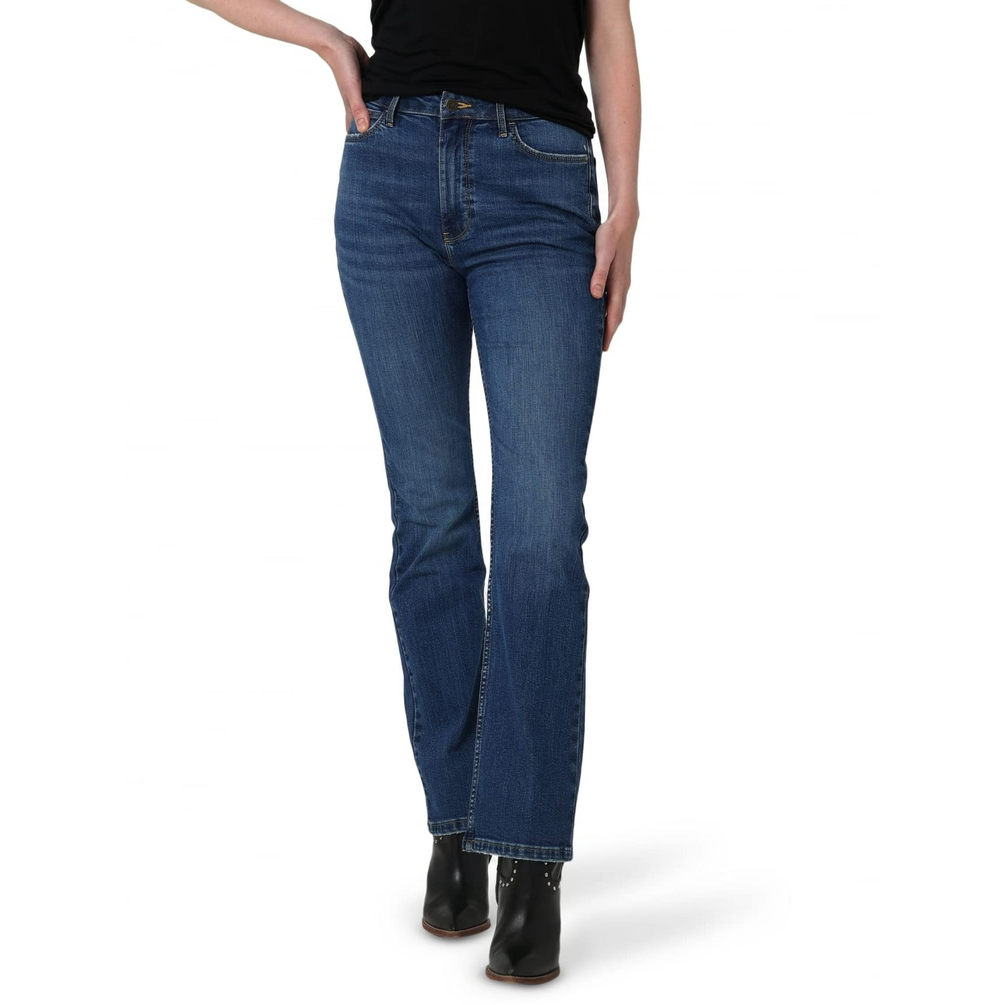 Wrangler Women's High Rise Bold Boot Jean, Crimson, 18-32 | Walmart Canada