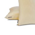 thumbnail image 4 of Funda de cojín lumbar de lujo HomeCentric, color crema, paquete de 2, 30 x 35 cm (12 x 14 pulgadas), funda de cojín rectangular lisa de satén, estilo moderno - Satén crema flameado, 4 of 5
