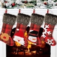 thumbnail image 1 of Medias navideñas, paquete de 4, medias grandes, estilo a cuadros de arpillera con copo de nieve, Papá Noel, muñeco de nieve, reno, peluche, paquete de medias de piel sintética Xemadio WRJM-366, 1 of 7