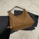thumbnail image 5 of Bolso Axila Mano Hombro Mujer Gamuza Color Sólido Retro, 5 of 9