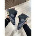 thumbnail image 1 of PRE-OWNED Jo r-dan 6 Retro Bordeaux Size 5.5Y, 1 of 6