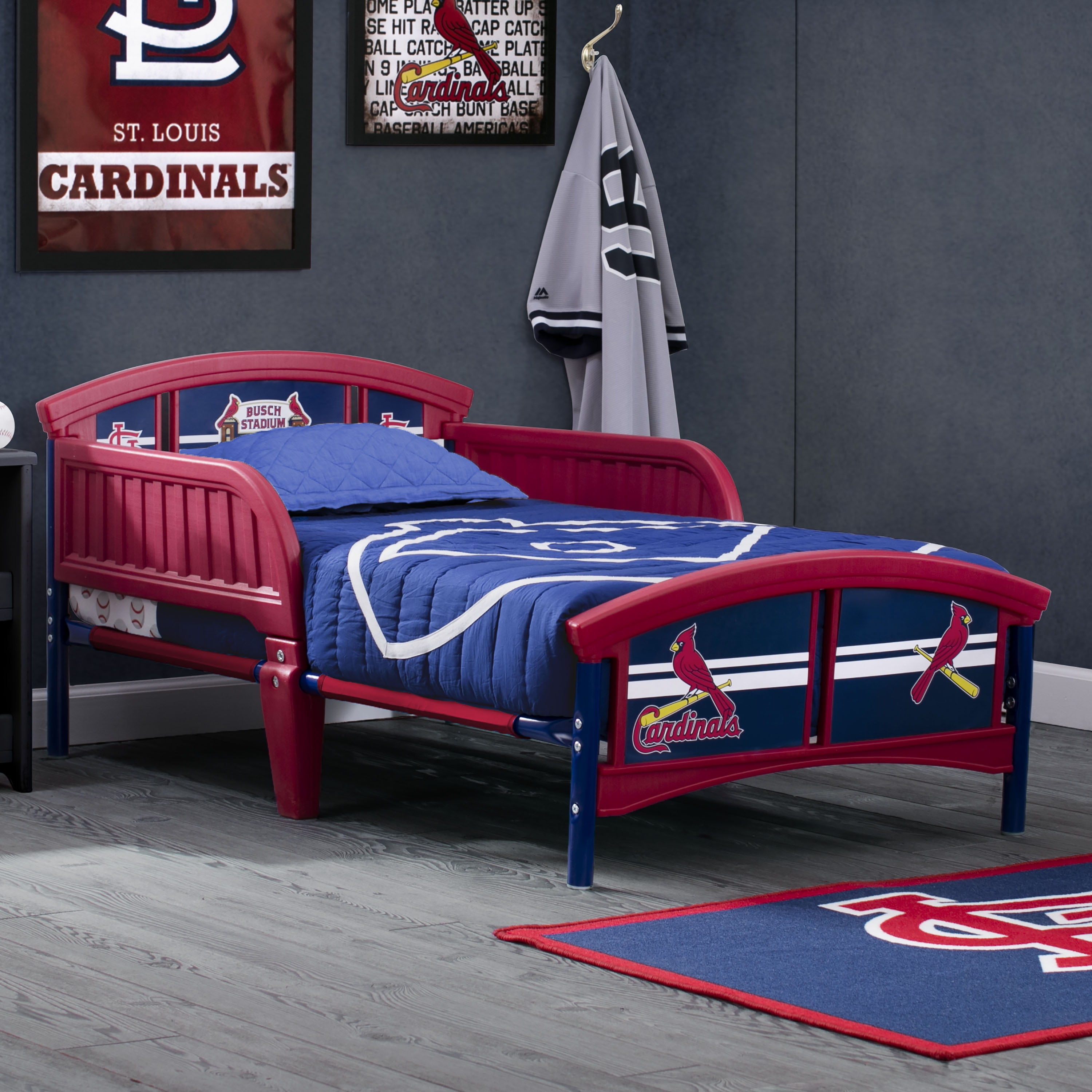 St. Louis Cardinals Plastic Toddler Bed 