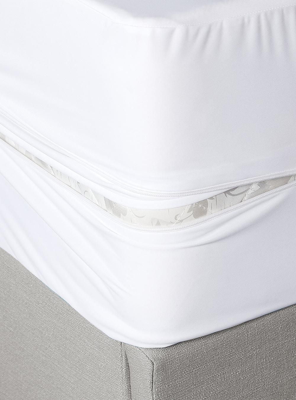 Millano Collection Bug Armour 11" Interlock Mattress Encasement