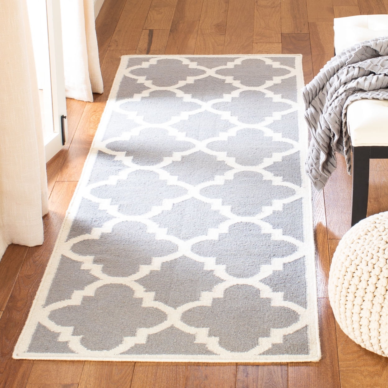 SAFAVIEH Dhurries Tobias Geometric Area Rug, Grey/Ivory, 9' x 12'