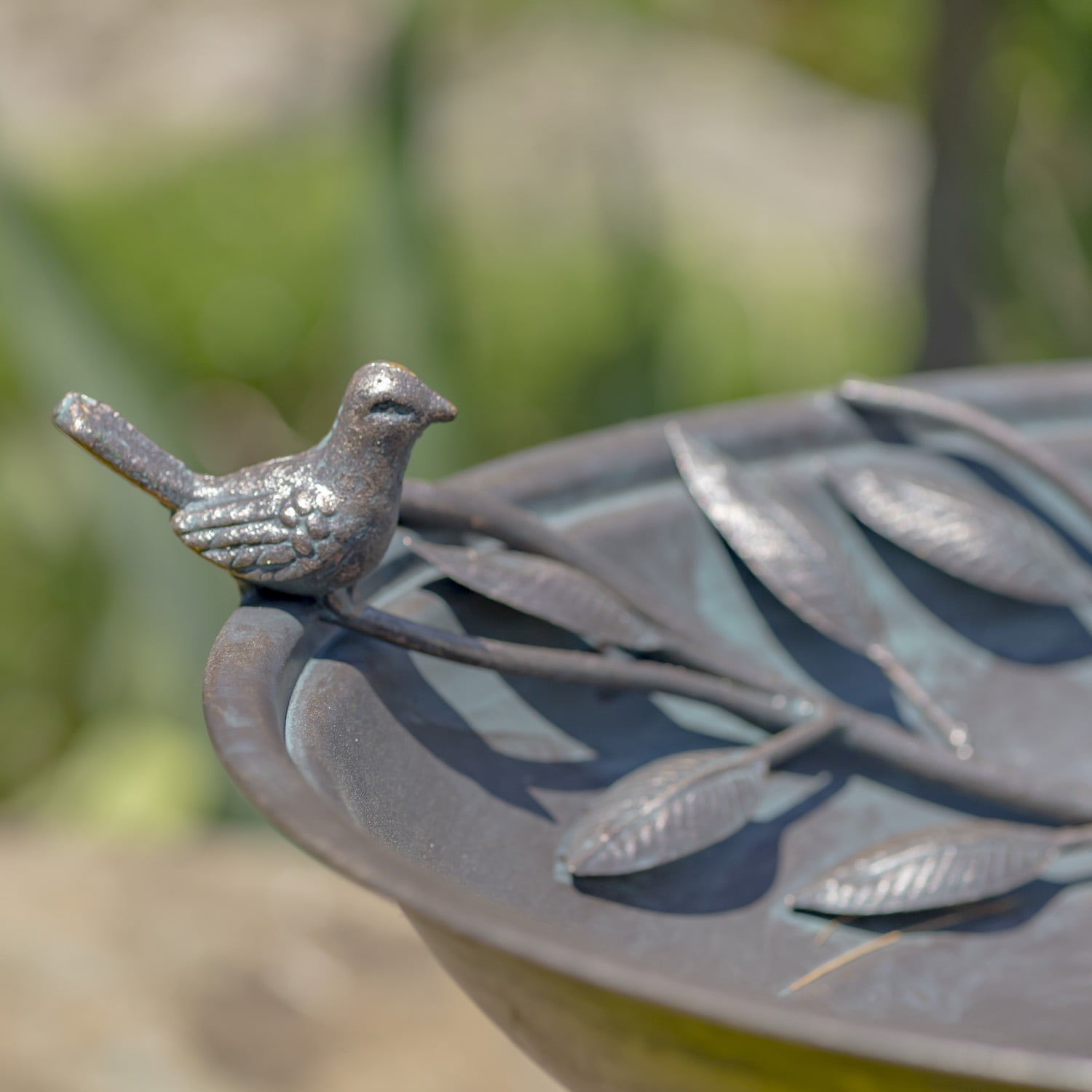 Zaer Ltd. Deep Well Made Metal Birdbath with 2 Cast Iron Birds and Leaf Decoration (Bronze)