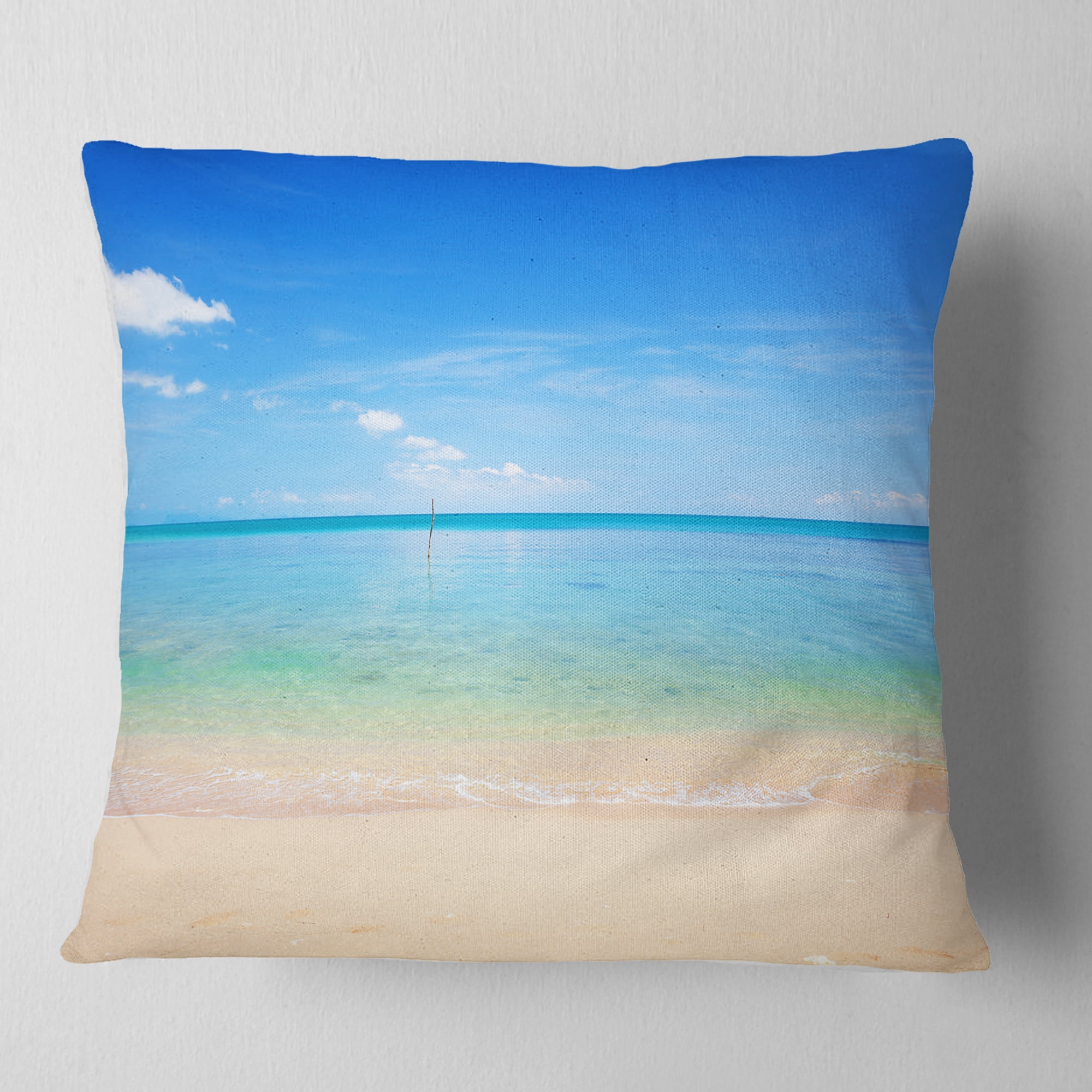 Designart Calm Waves at Tropical Beach - Seashore Photo Throw Pillow - 16x16