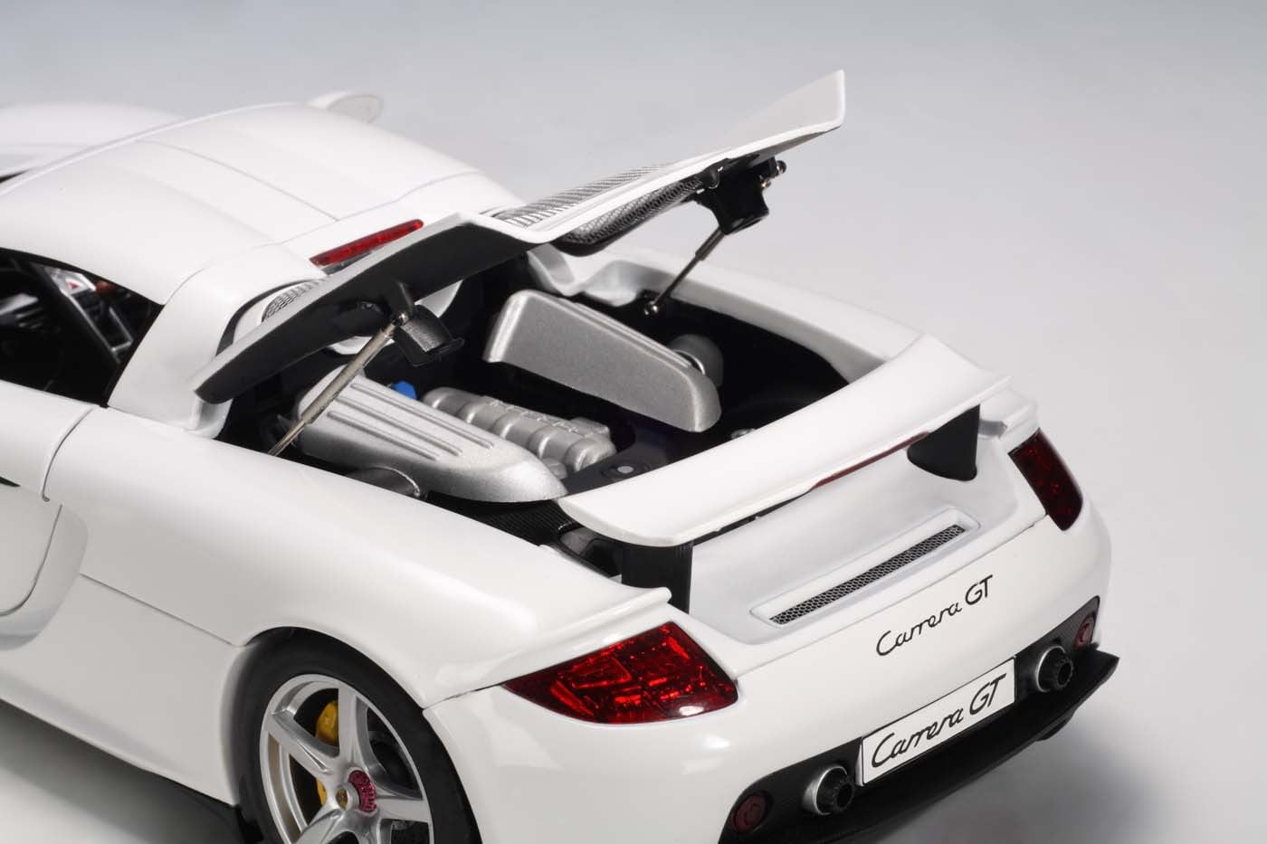 autoart carrera gt