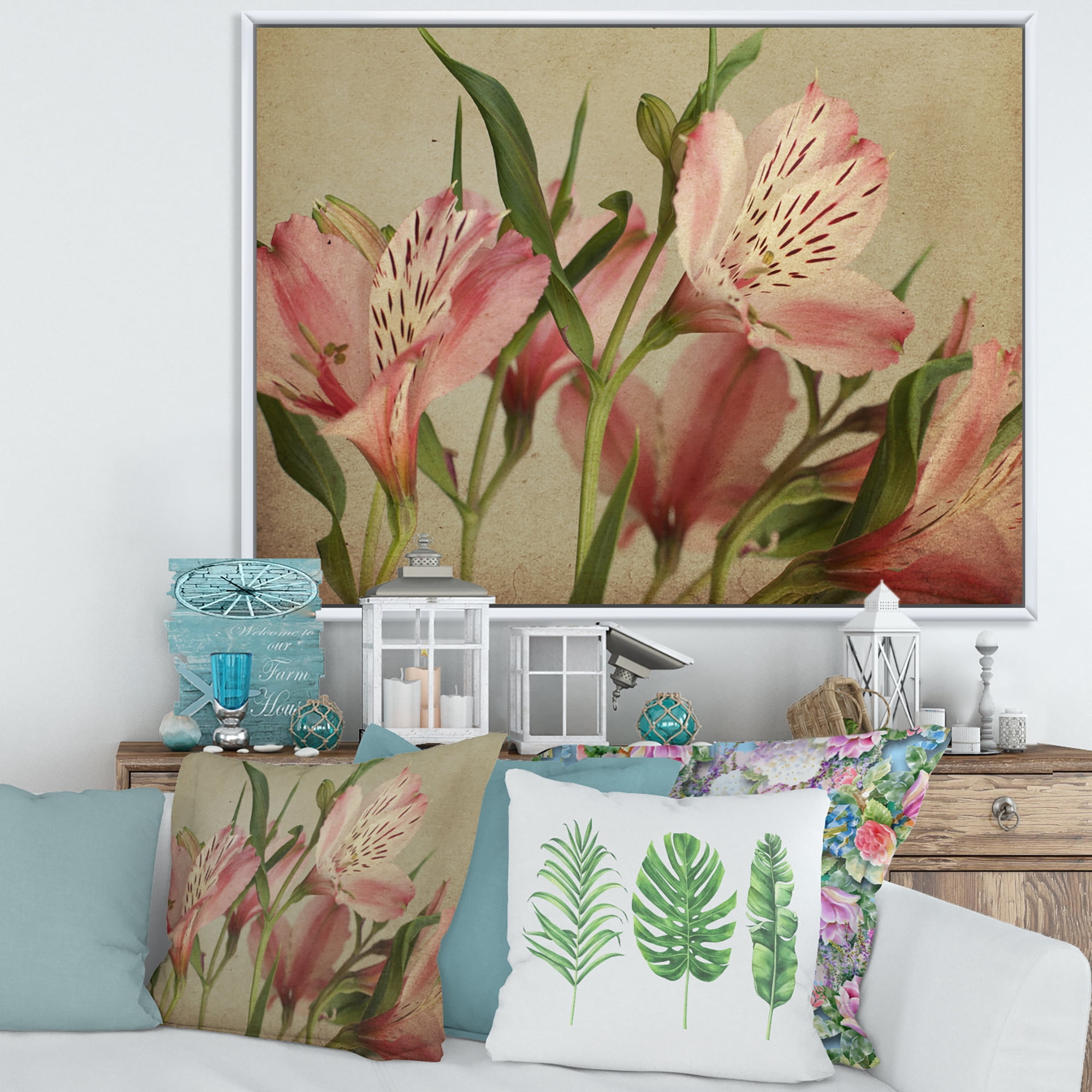 Designart 'Alstroemeria Flower Retro ' Traditional Framed Canvas Wall Art Print