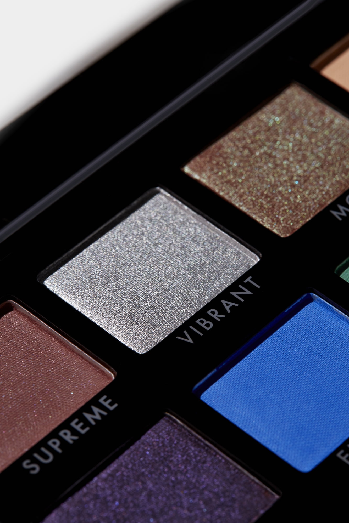 e.l.f. 18 Hit Wonders Eyeshadow Palette