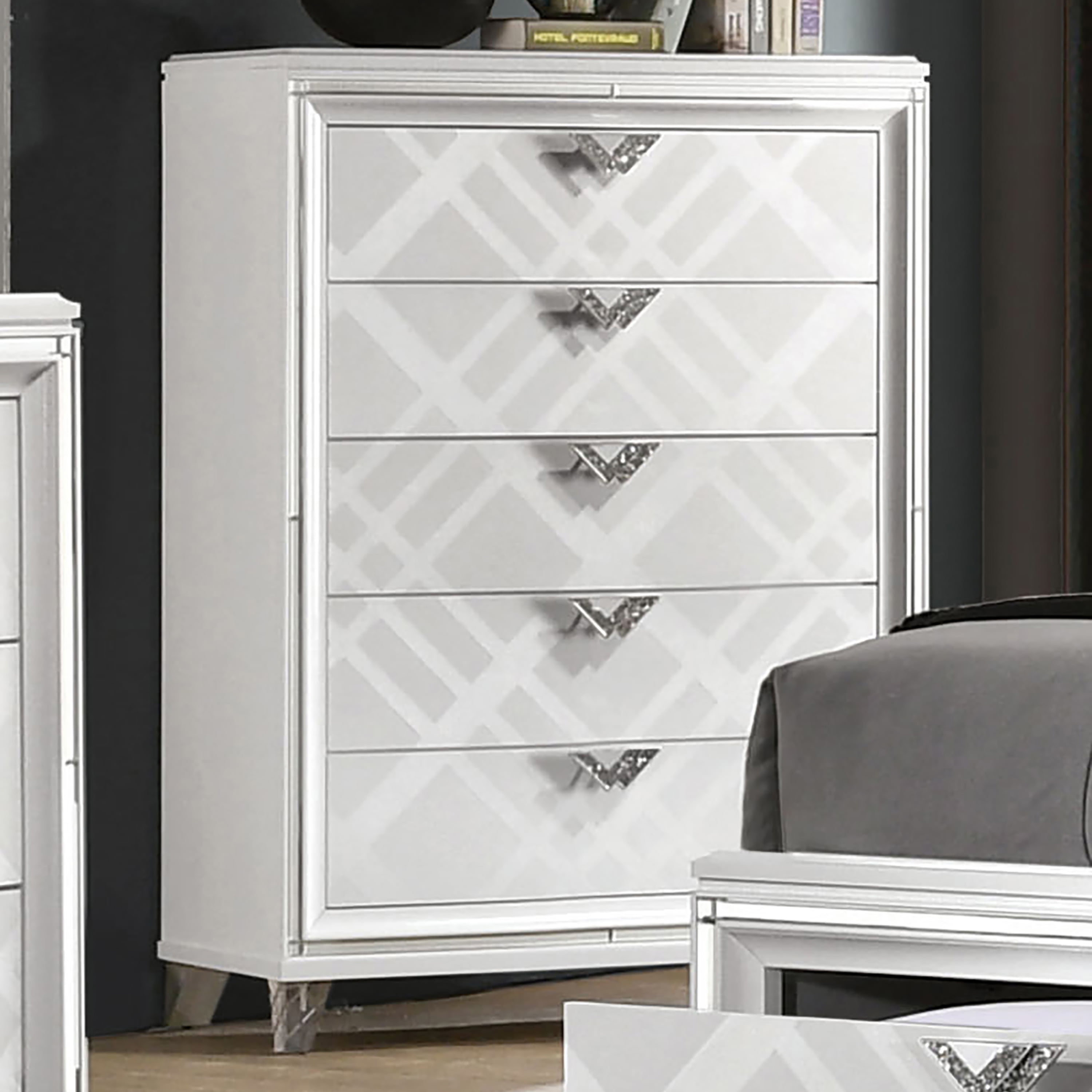 Furniture of America Avea Adult Contemporary 5-Drawer Vertical Dresser, White