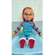 thumbnail image 1 of Muñeco chucky cicatrizado, cuerpo de felpa 67 cm con huellas y agujetas, 1 of 5