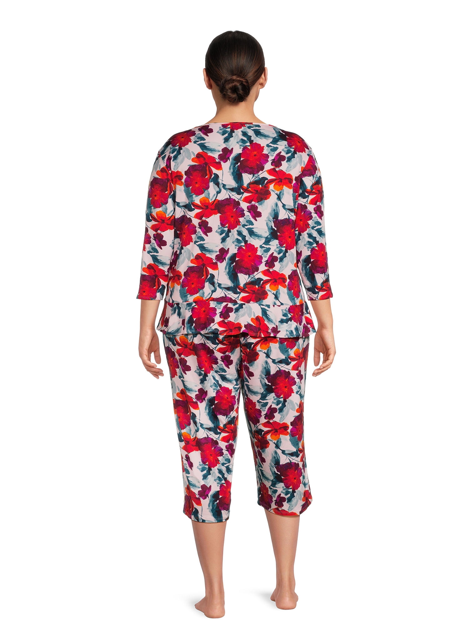 The Pioneer Woman 3/4 Sleeve V-Neck Top and Cropped Pant Pajama Set, 2-Piece, Women's