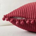 thumbnail image 4 of Paquete de 2 fundas de almohada decorativas lumbares con pompones, juego de fundas de cojín rectangulares sólidas de pana suave para sofá, dormitorio, coche, sala de estar, 4 of 7