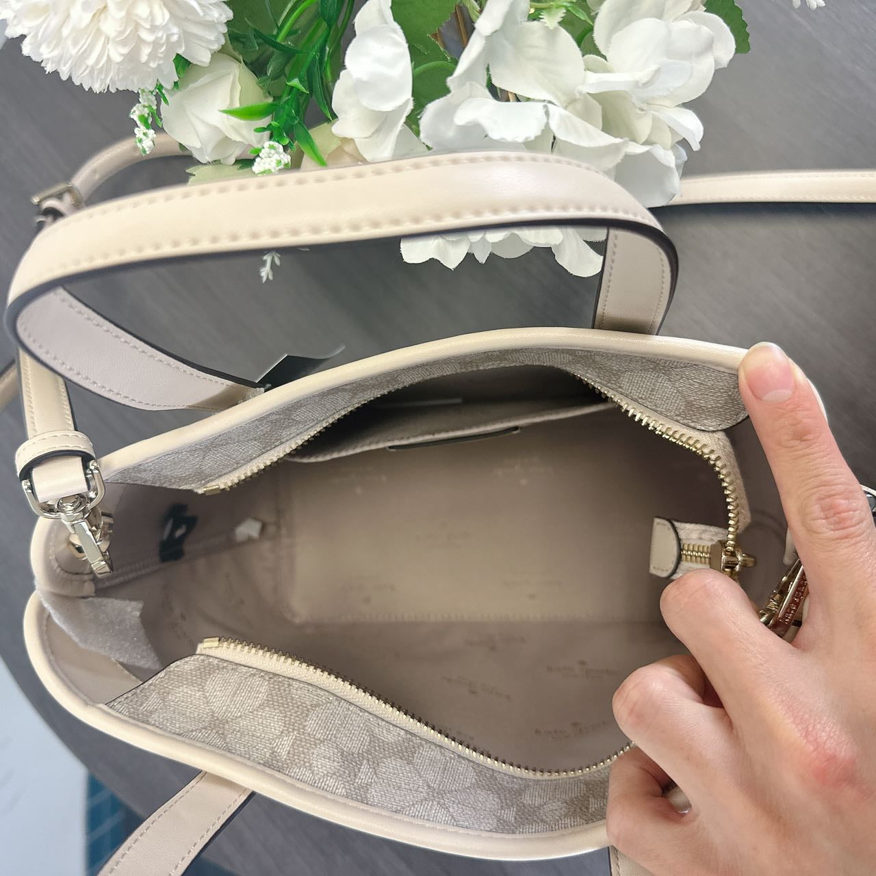 Kate Spade KH425 Signature Spade Flower Mini Tote IN Dark