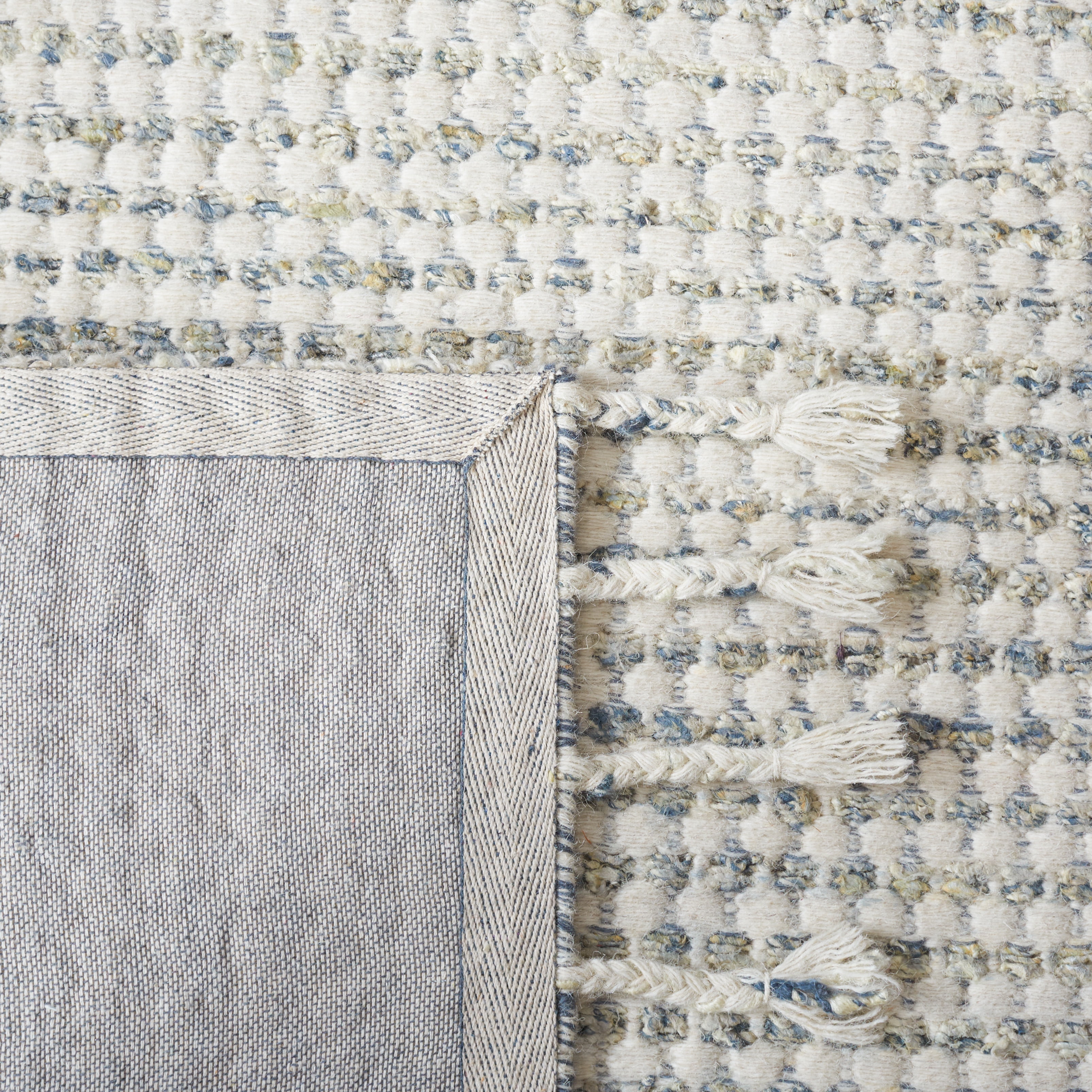 SAFAVIEH Casablanca Wichita Geometric Area Rug, Light Blue/Ivory, 5' x 8'