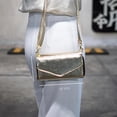thumbnail image 4 of Bolso Cruzado de mujer | Bandolera tipo Crossbody con Strap Desmontable y Ajustable | Bolsa Pequeña con Correa | Bolso de Hombro con Cierre Magnético Sakura (Tegami 手紙), 4 of 6