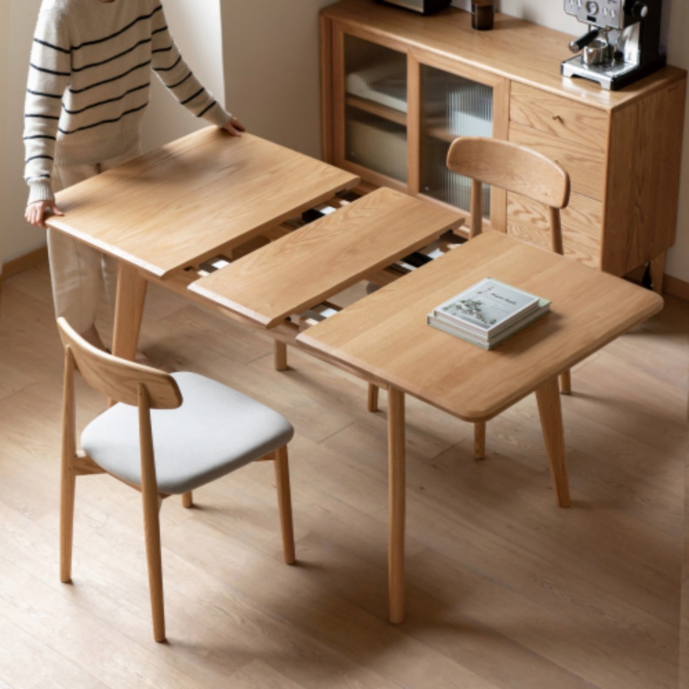 Extendable Solid Oak Dining Table, 47.2"-59.1" Modern Farmhouse Wood Kitchen Table with White Sintered Stone Top, Seats 6-8, Light Oak