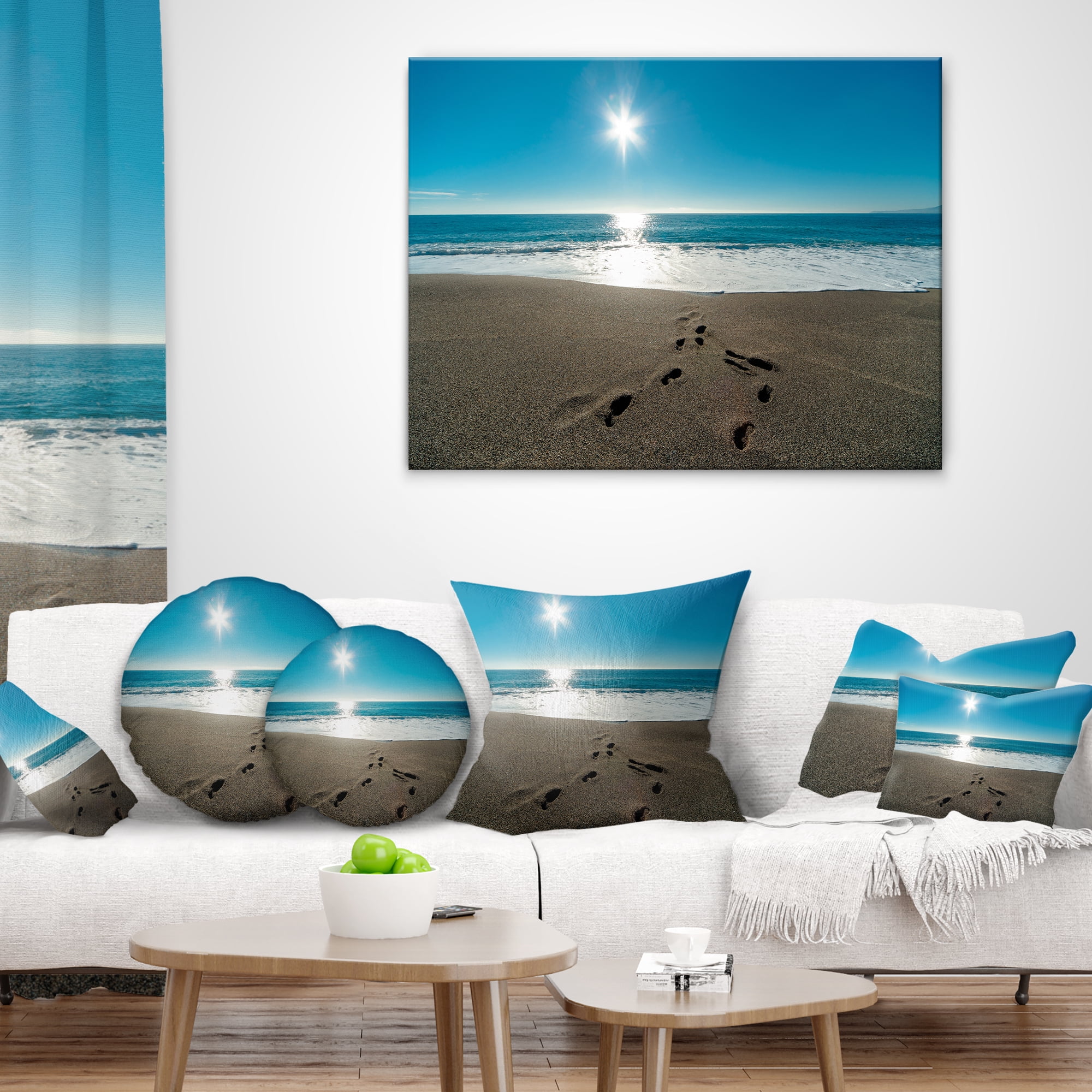 Designart Blue Sea and Footprints in Sand - Seascape Throw Pillow - 18x18