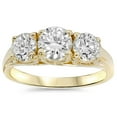 thumbnail image 1 of Bague de Fiançailles à 3 Pierres en Diamant Rond 2 Ct en Or Jaune 14 K, 1 of 4