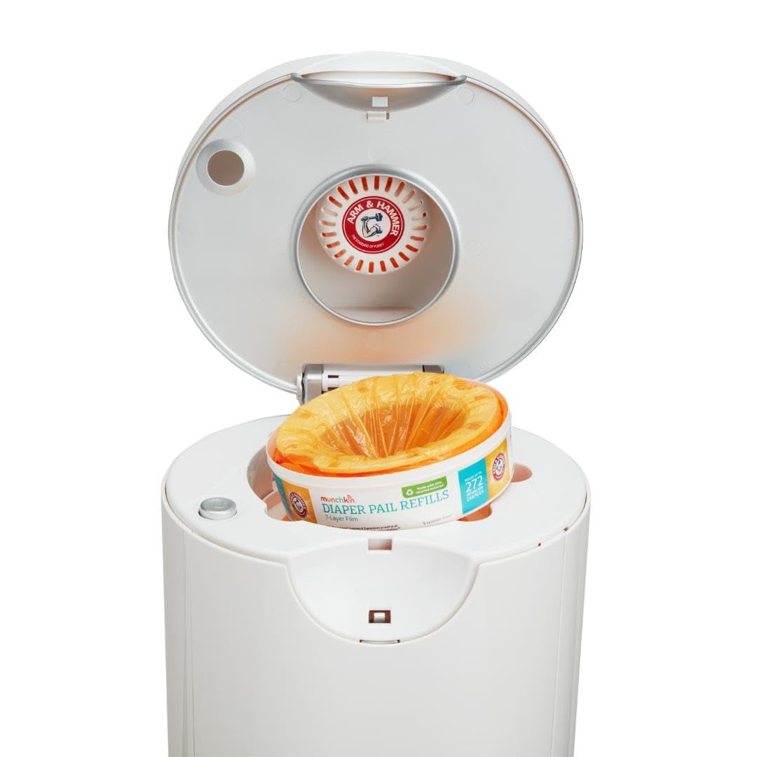 Munchkin® Arm & Hammer OIF8&nbsp;Diaper Pail Refill Rings, Holds up to 544 Newborn Diapers, 2 Pack