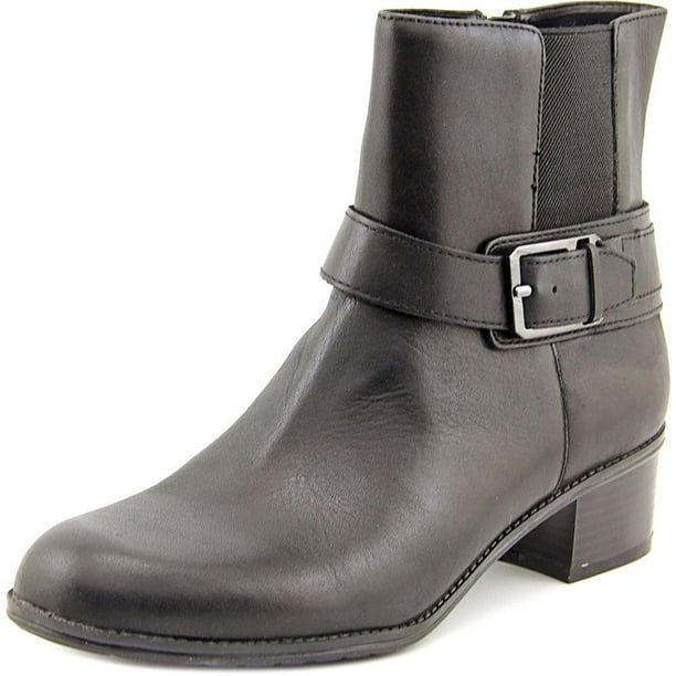 expensive shoes beginning with b