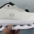 thumbnail image 4 of LOEWE x On Cloudtilt Chaussures de Sport Blanches pour Femmes Taille US, 4 of 6