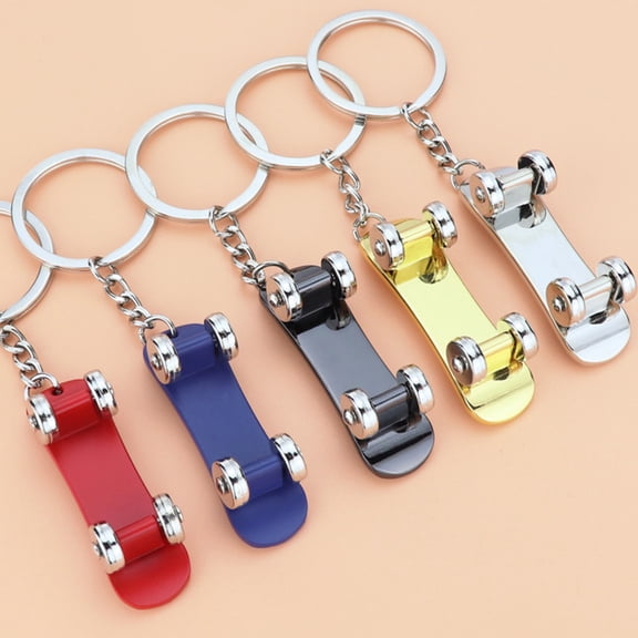 Luxshiny 3Pcs Creative Skateboard Pendant Key Rings Metal Keychains Outdoor Decor