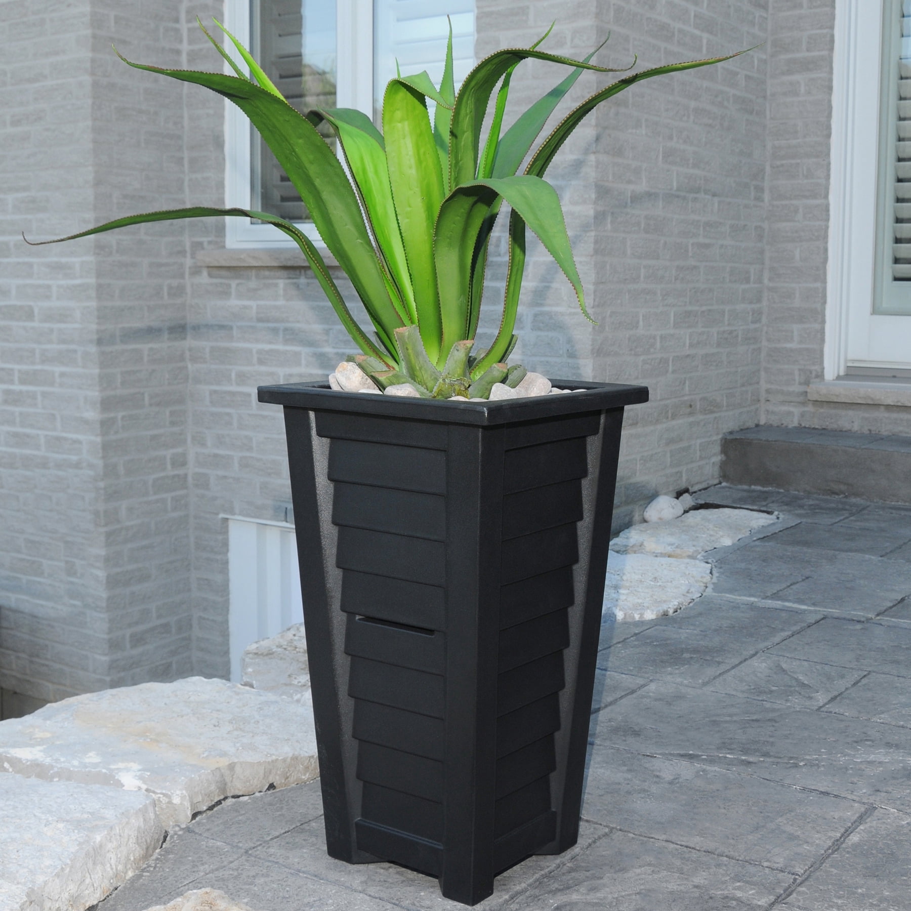 Mayne Lakeland Übertopf 40,6 Cm Quadratisch – Selbstbewässernd, Wetterfest Aus Polyethylen – Für Terrasse, Balkon & Garten