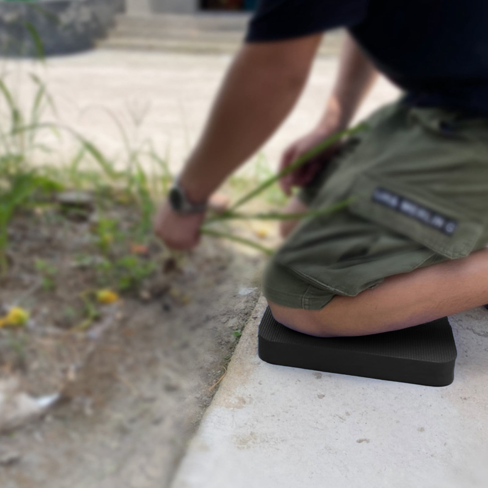 Hewann Garden Kneel Pad - Thickened 4CM Knee Cushion for Gardening, Car Repairs, and More - Waterproof, Durable, Extra Comfort & Support