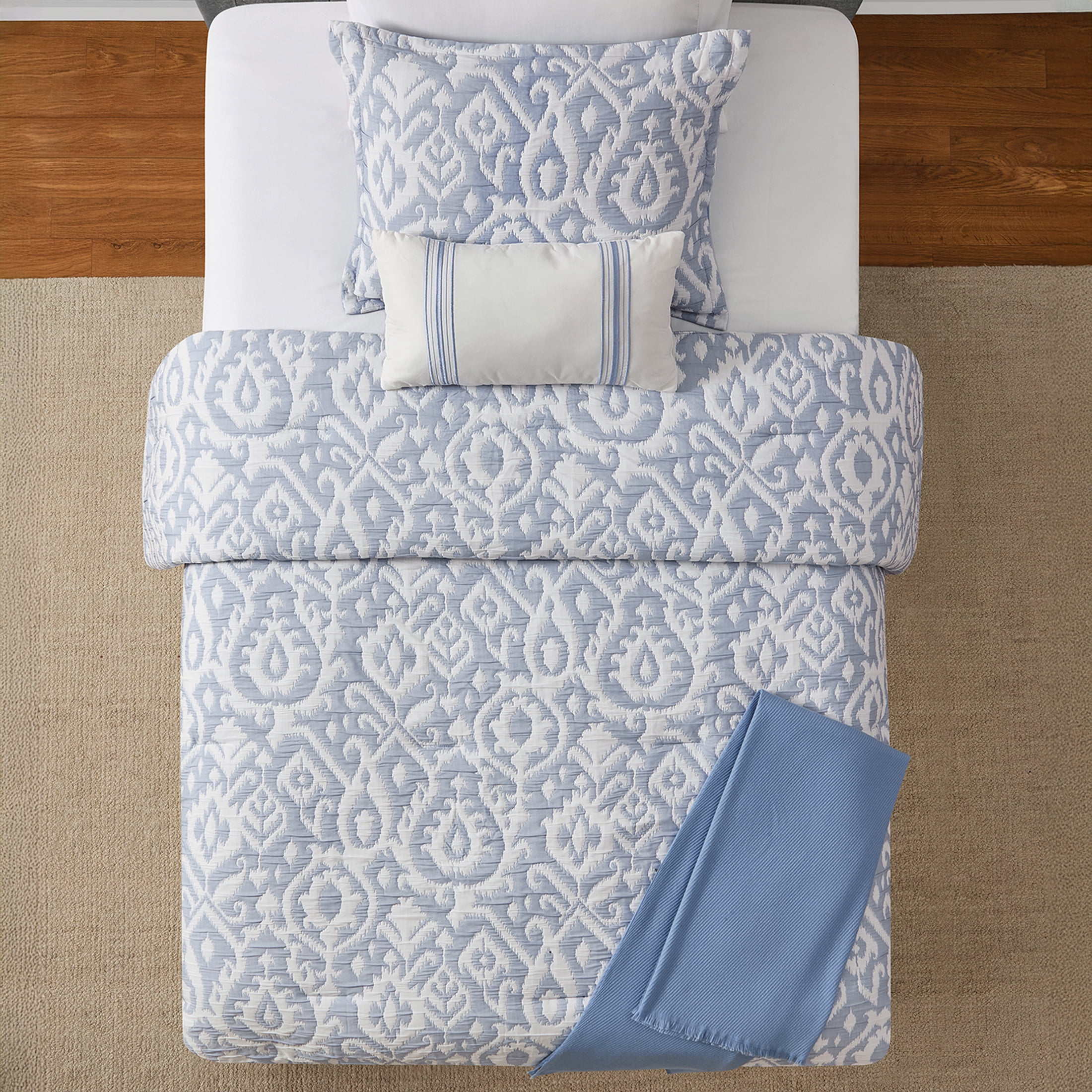 Mainstays Ikat 4-Piece Blue Matelasse Comforter Set, Twin/Twin XL