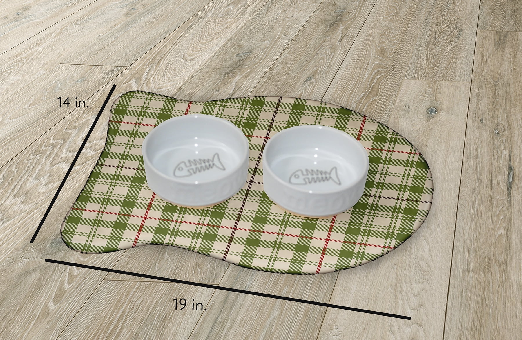 Simply Daisy Plaid Fish Shape Pet Feeding Mat for Cats