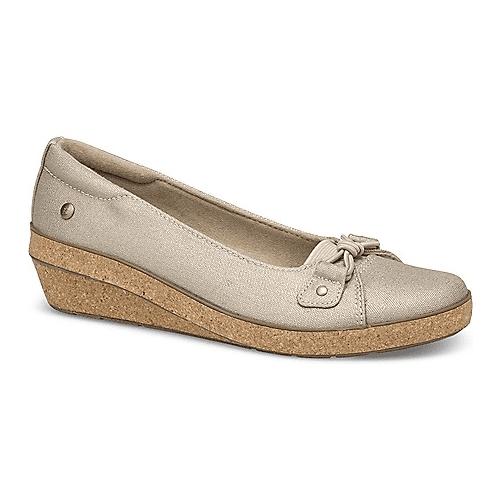 grasshoppers quinn wedge pump