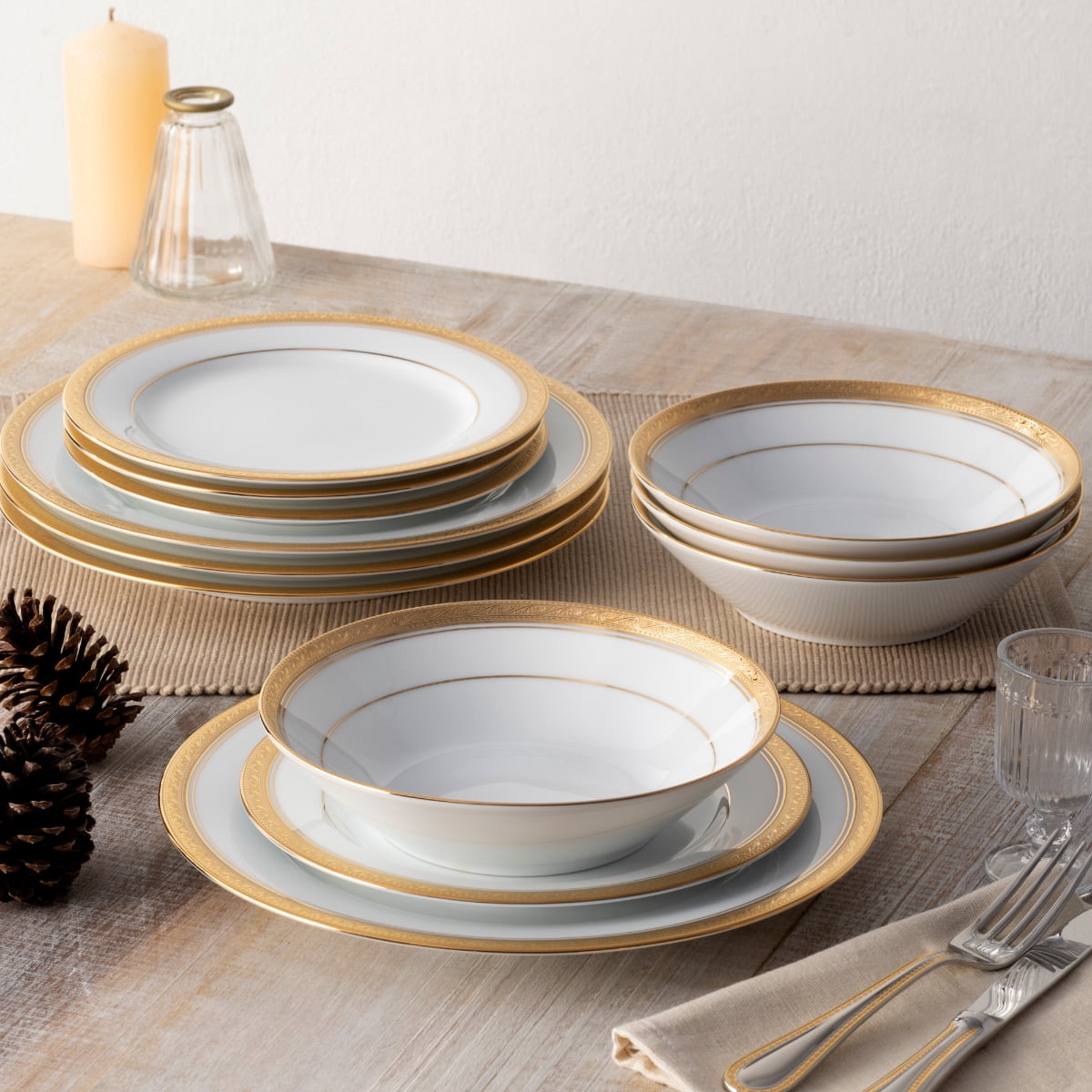 Noritake Crestwood Gold 14 in. (Gold) Porcelain Oval Platter 4167-413