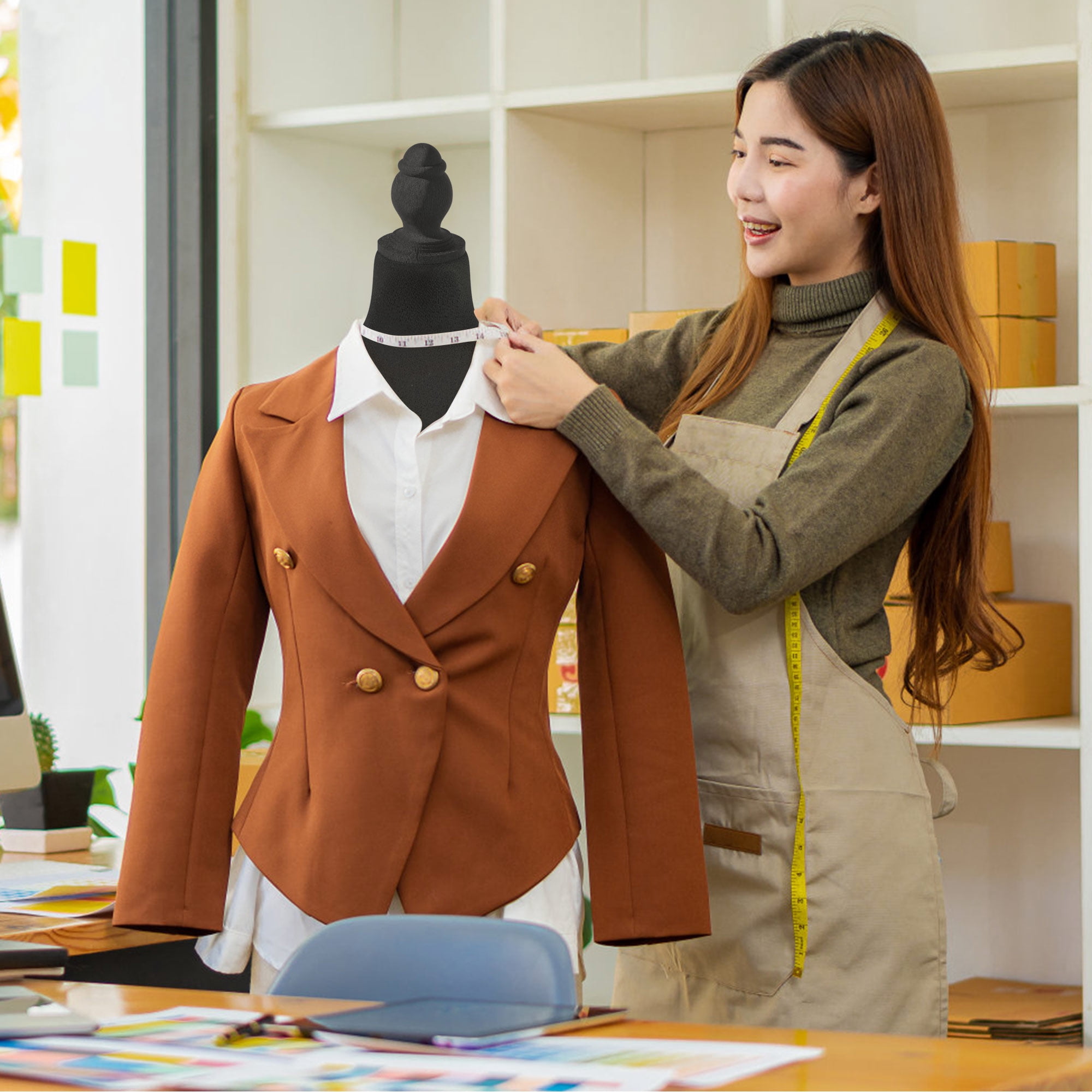 YRLLENSDAN Mannequin Body Dress Form Torso Female Manikin 49.6-63.4 Inch Height Adjustable Wooden Tripod Stand High Density Foam Portable Display Mannequin (Black)